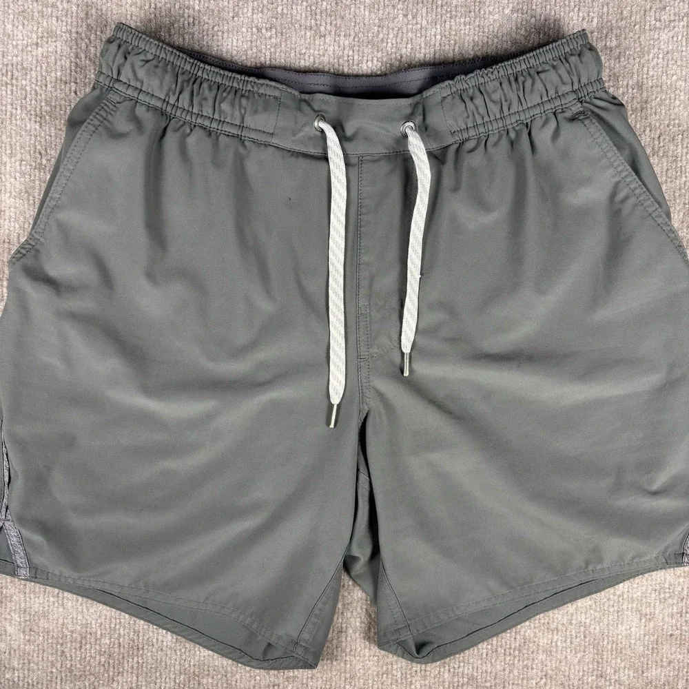 Vuori Banks Shorts Mens S Green Lined 6